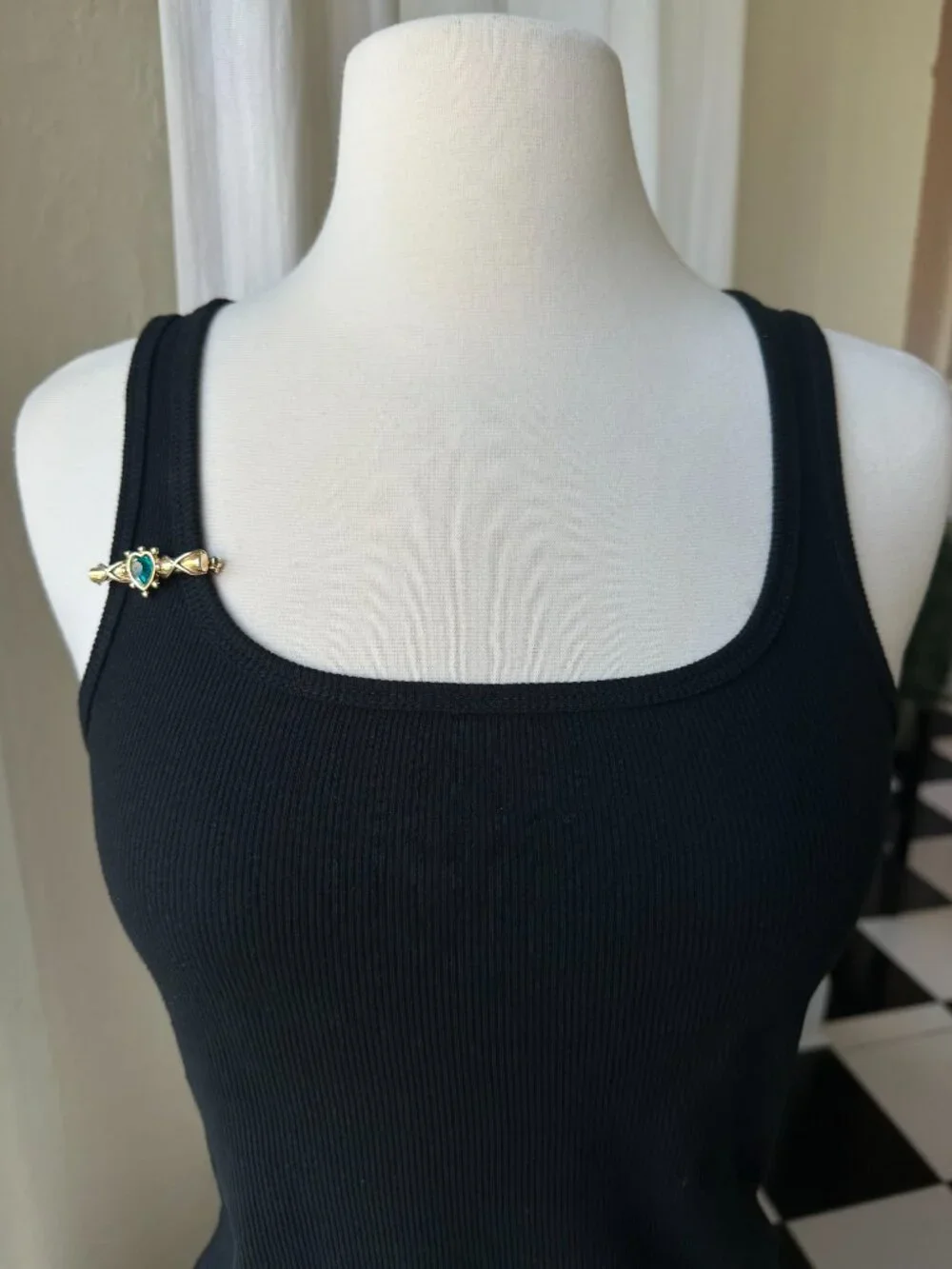 other elegant gold